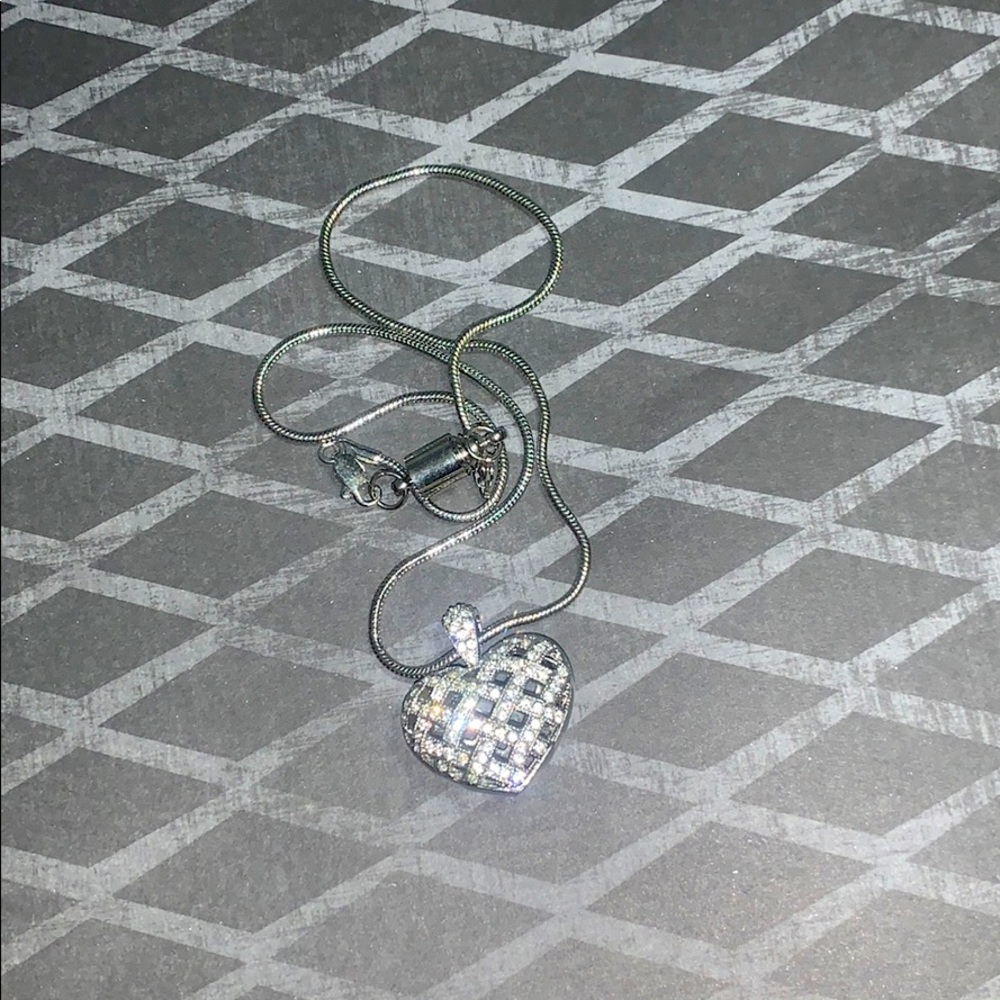 silver and diamond 3D heart necklace
